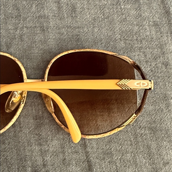 VINTAGE Authentic RARE CHRISTIAN DIOR 2250 10 PHYTON LINED OVERSIZED SUNGLASSES - Picture 7 of 16